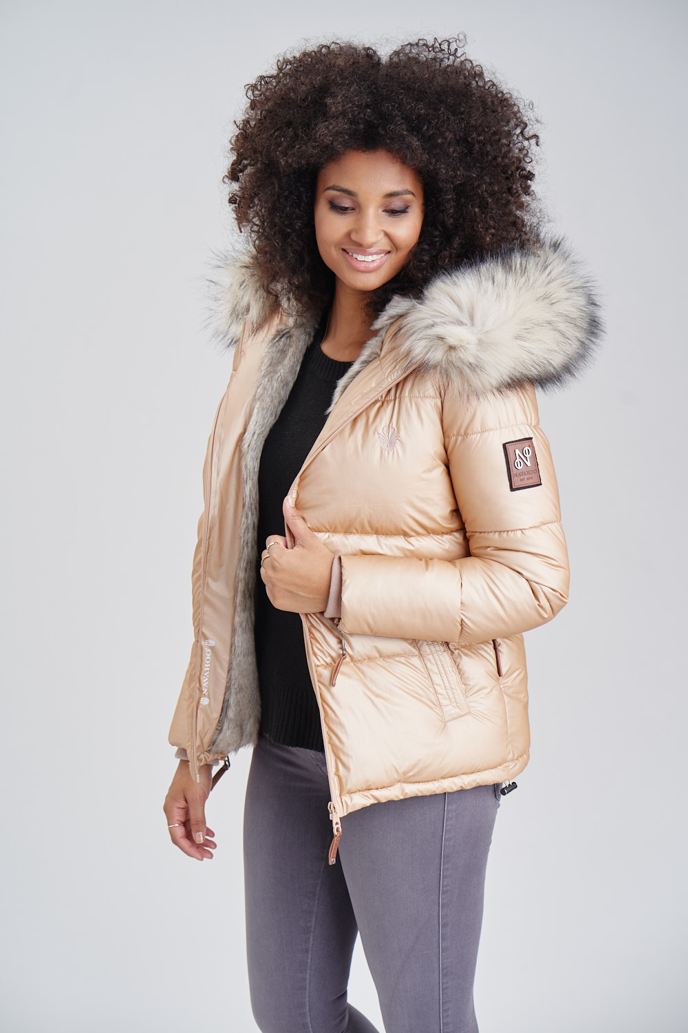 Navahoo Damen Winter Jacke Steppjacke mit Kunstpelz Tikunaa Gold Gr. 38 - M