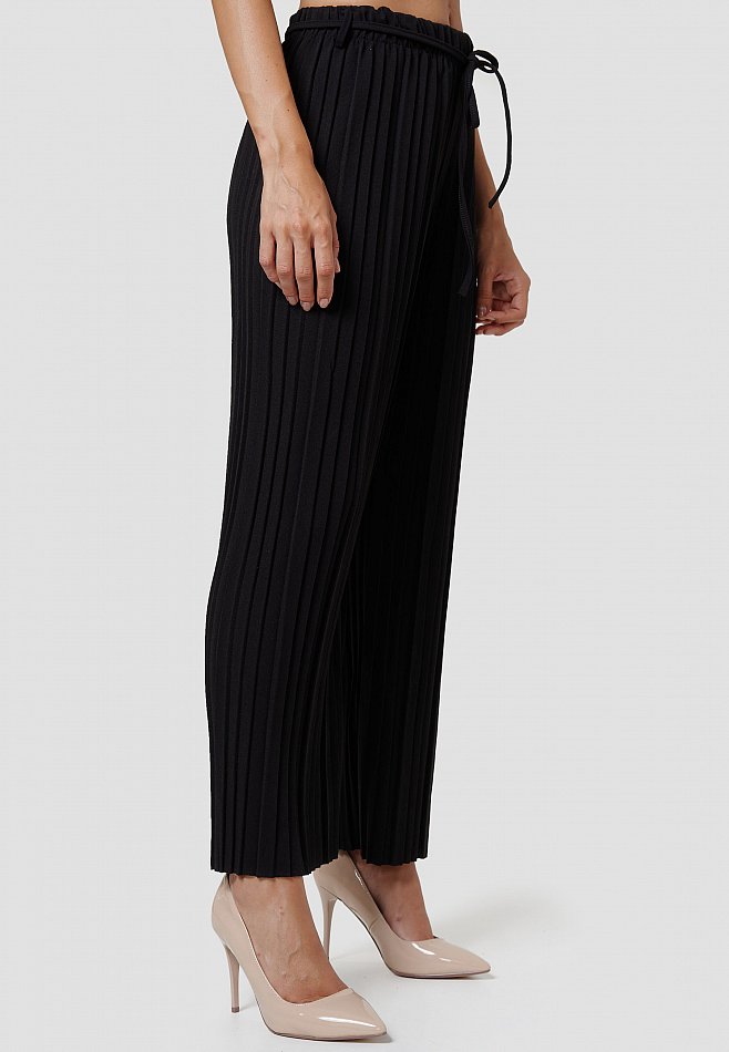 Plissierte Damen Freizeit Hose im Marlene Stil mit Bändchen Schwarz 5754 